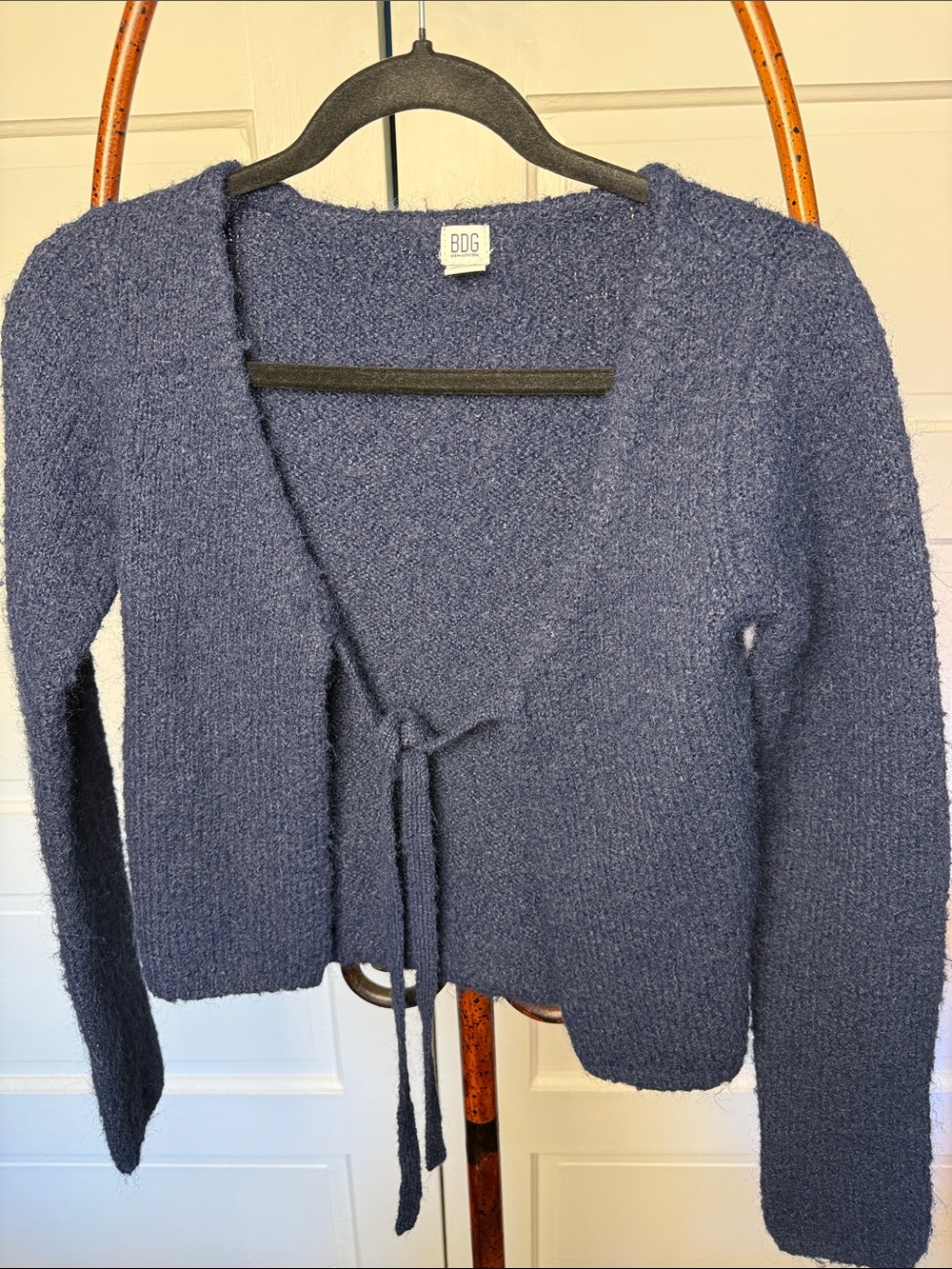 Tie Front Cropped Cardigan BDG Urban Outfitters Navy Fuzzy Knit Sweater Small